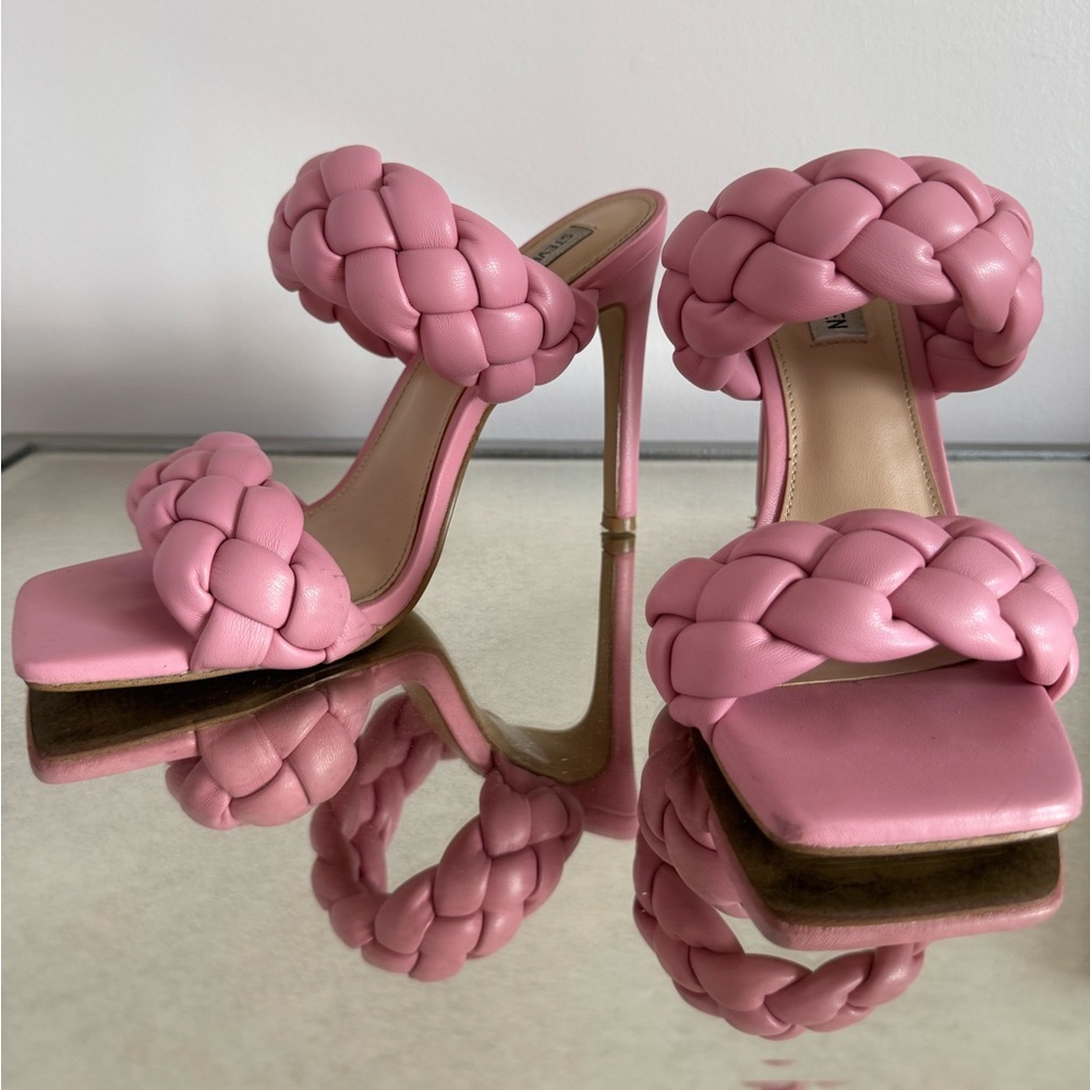Steve Madden Pink Kenley Sandal Size 7.5